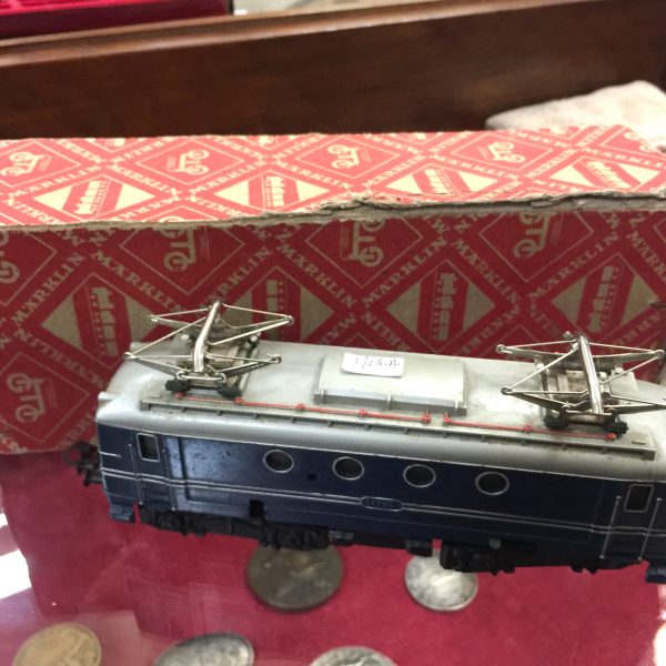 Locomotora Märklin