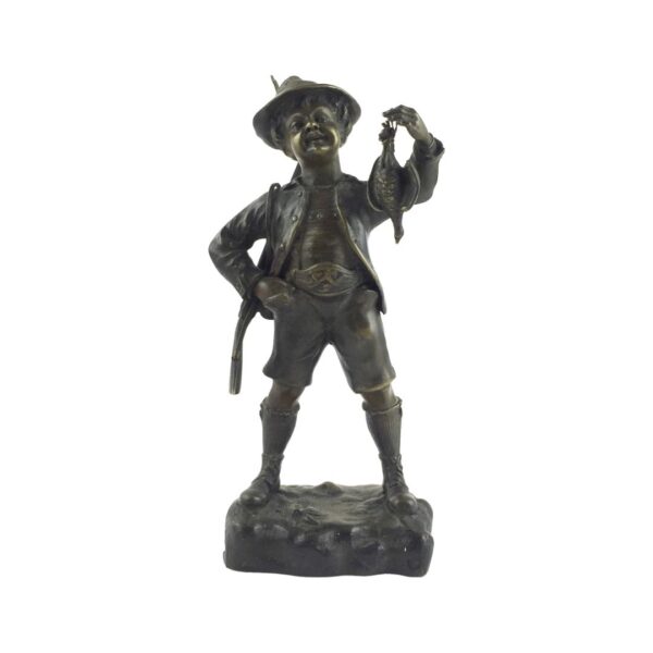 Escultura "Niño cazador"