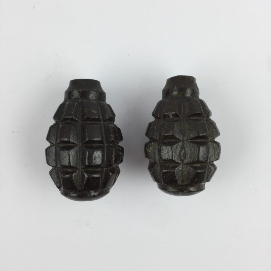 Dos granadas
