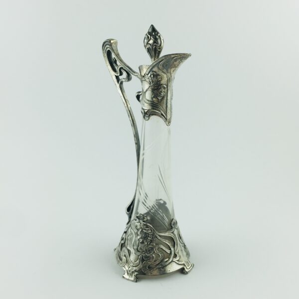 Jarra art nouveau