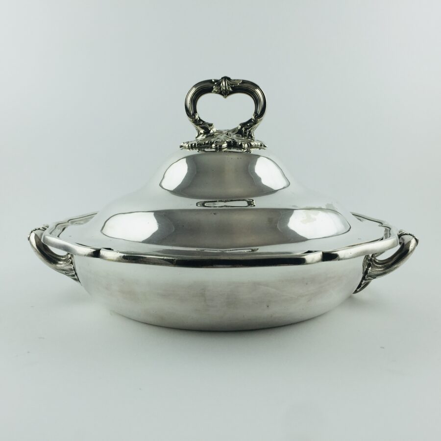 Guisera en metal plateado