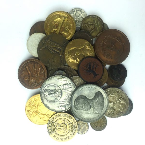 40 medallas