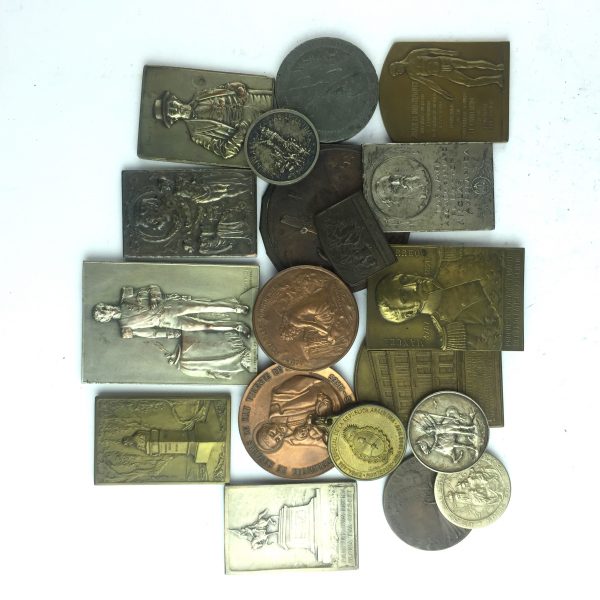 20 medallas