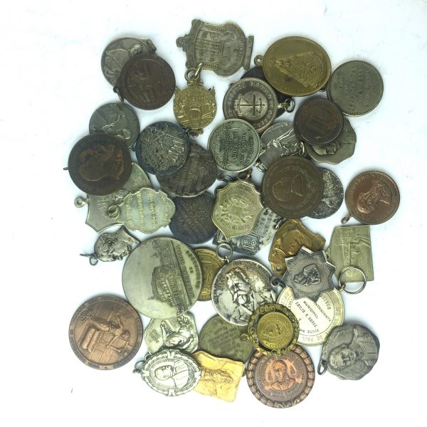 40 medallas