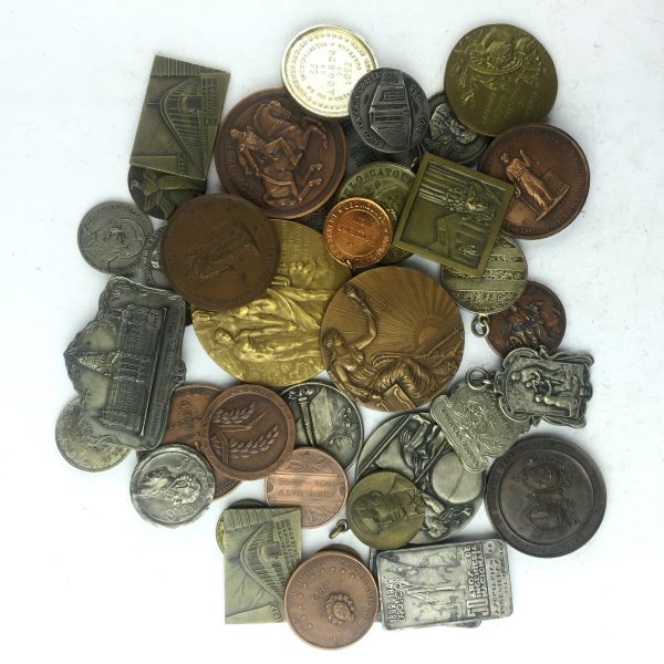 40 medallas