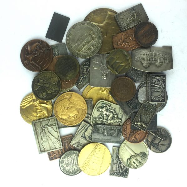 40 medallas