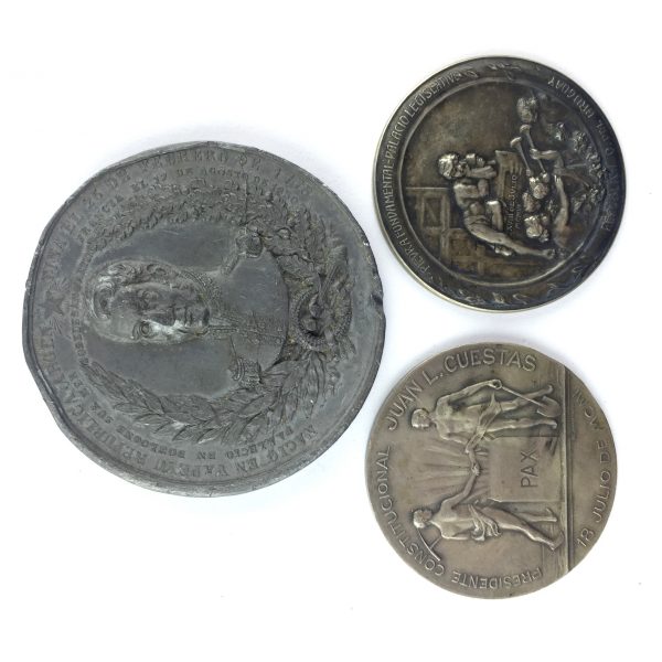 3 medallas