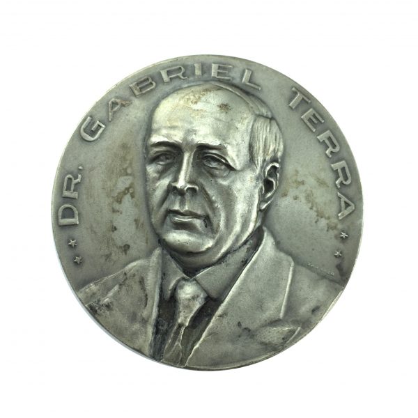 11 medallas