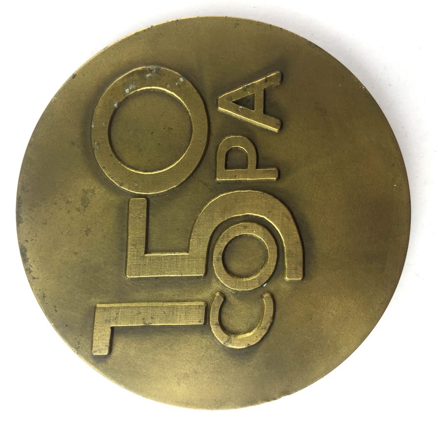 Medalla en metal dorado - Imagen 2