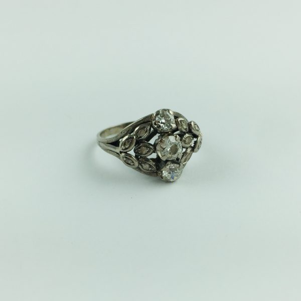 Anillo oro 18, brillantes y diamantes