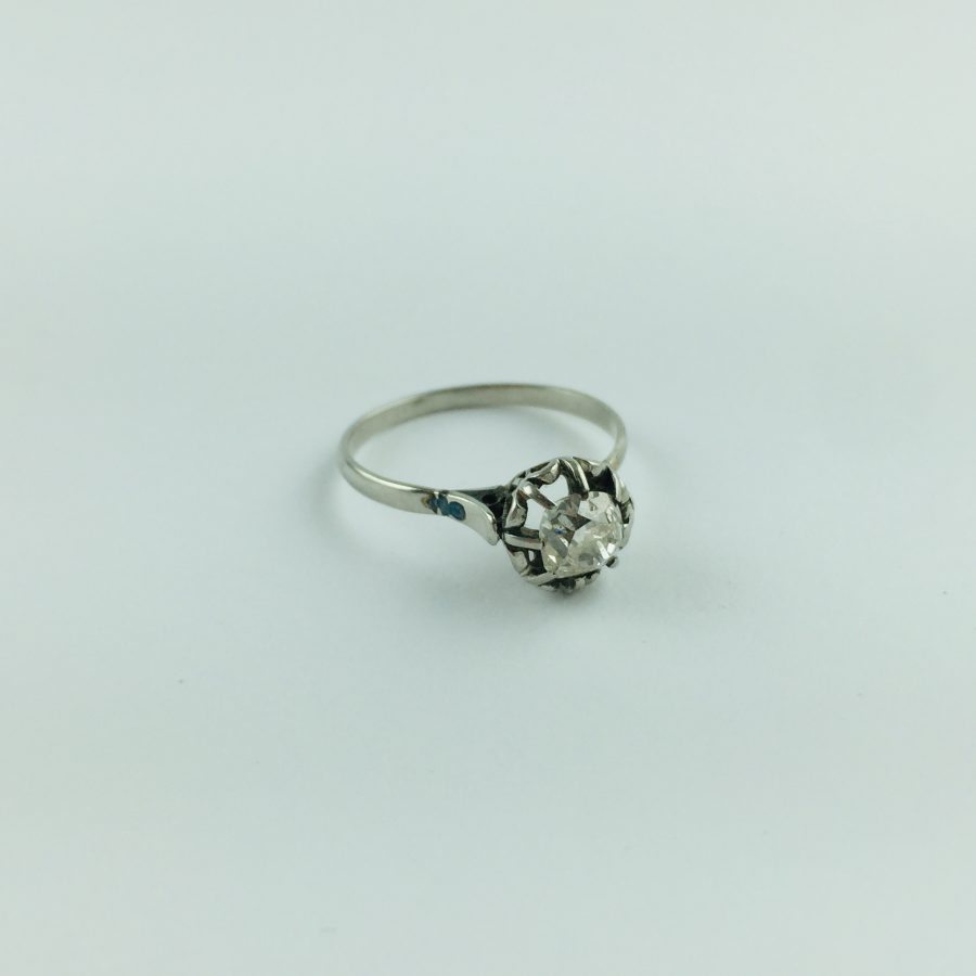 Anillo oro 18 K y diamante