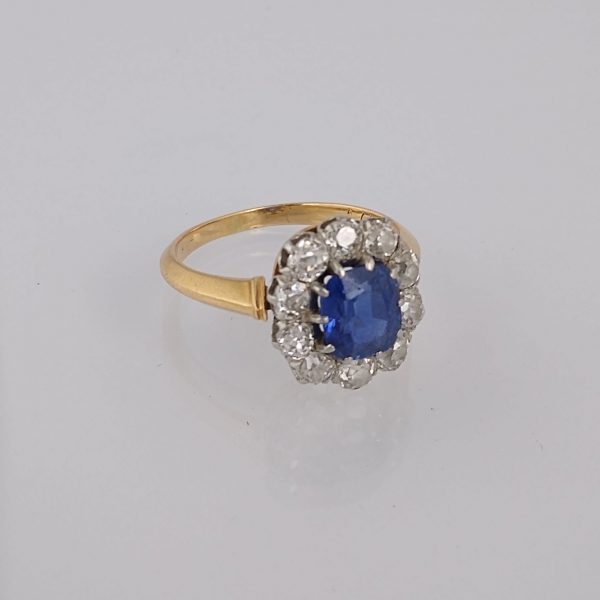 Anillo oro 18 K y brillantes