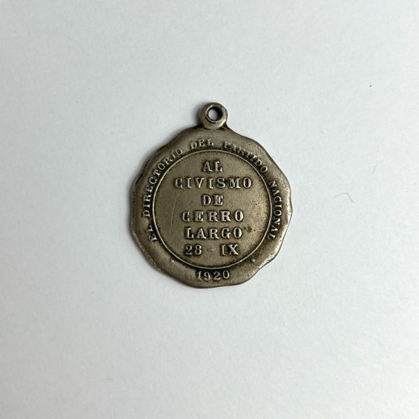 Medalla uruguaya en plata