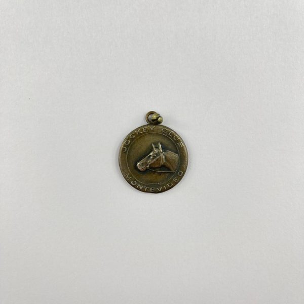 Medalla Jockey Club en plata