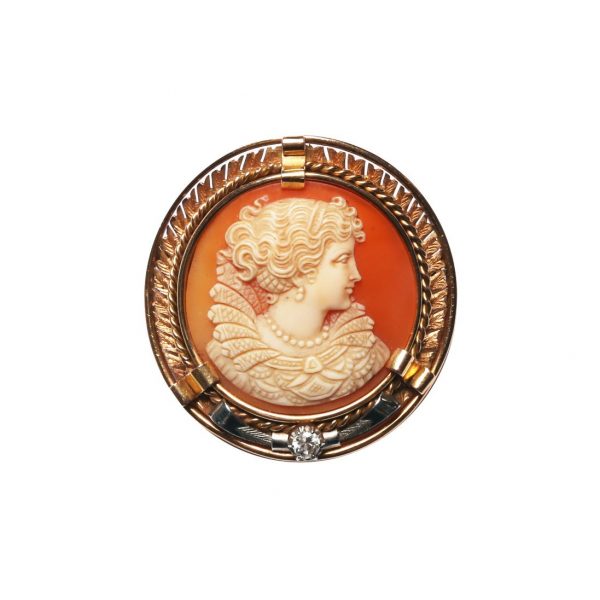 Prendedor oro 18 K, camafeo y brillante