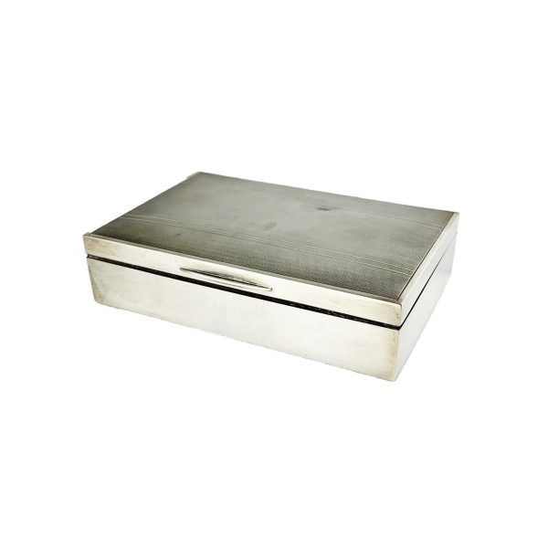 Cigarrera inglesa en plata