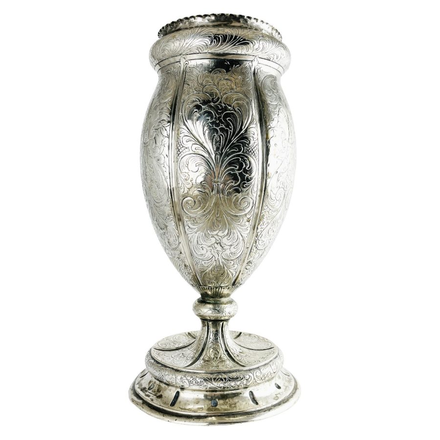 Florero en plata