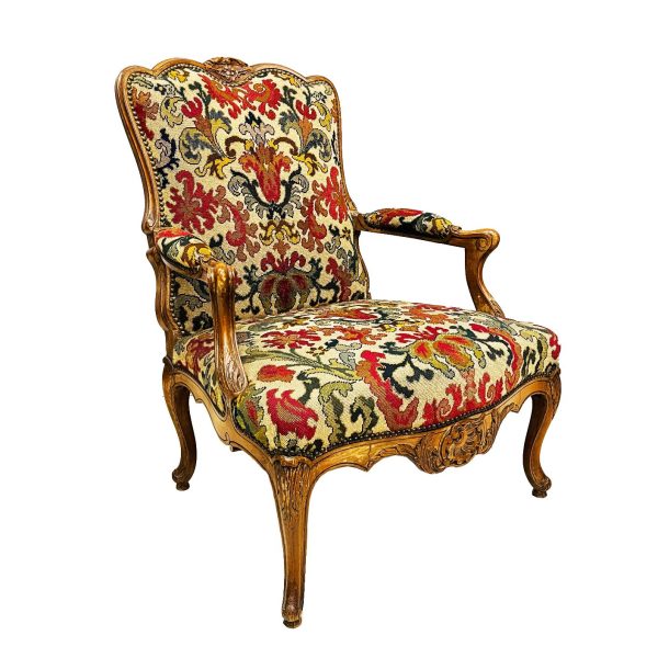Par de sillones estilo Luis XV