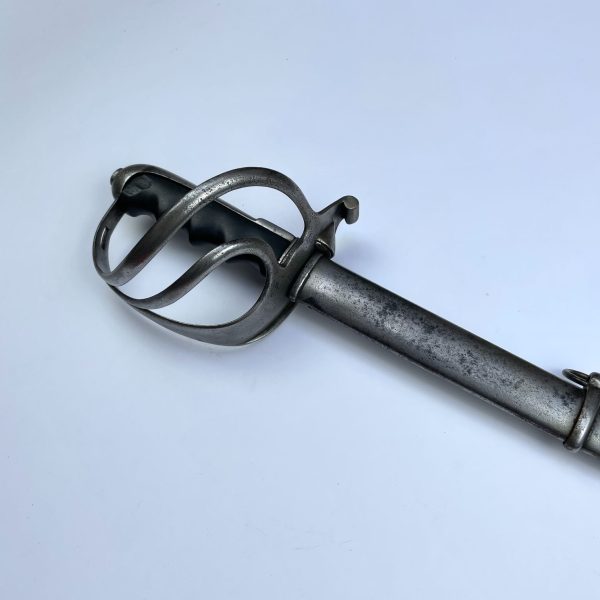 Sable francés modelo 1882
