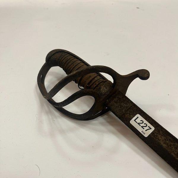 Sable francés modelo 1882