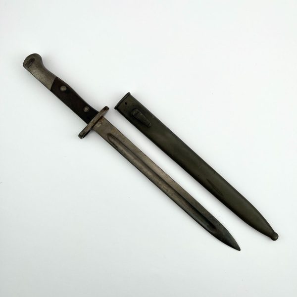 Bayoneta checa Mauser
