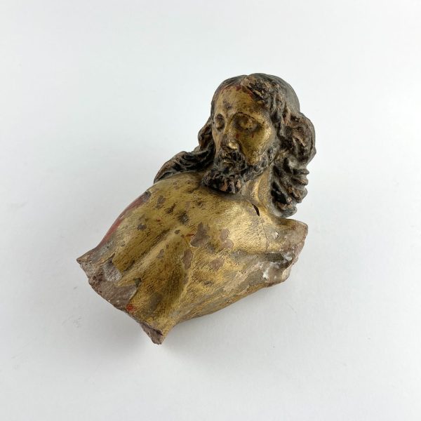 Fragmento de escultura religiosa