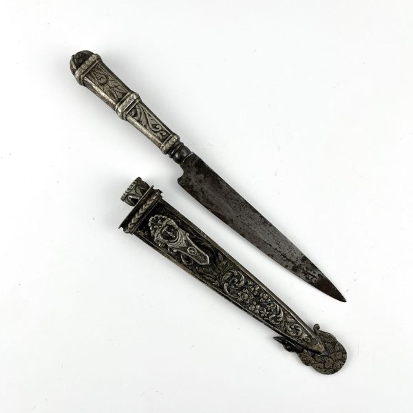 Cuchillo criollo "El Criollo" en metal