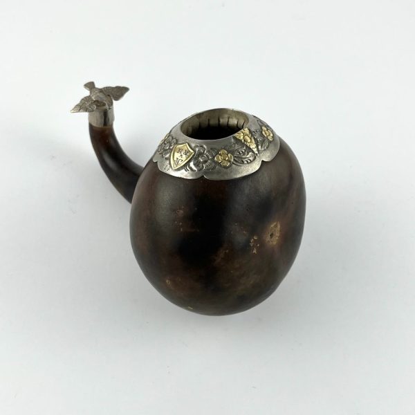 Mate con rabillo en calabaza, oro y plata.