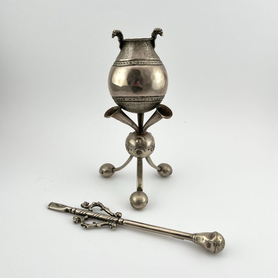 Mate boliviano en metal