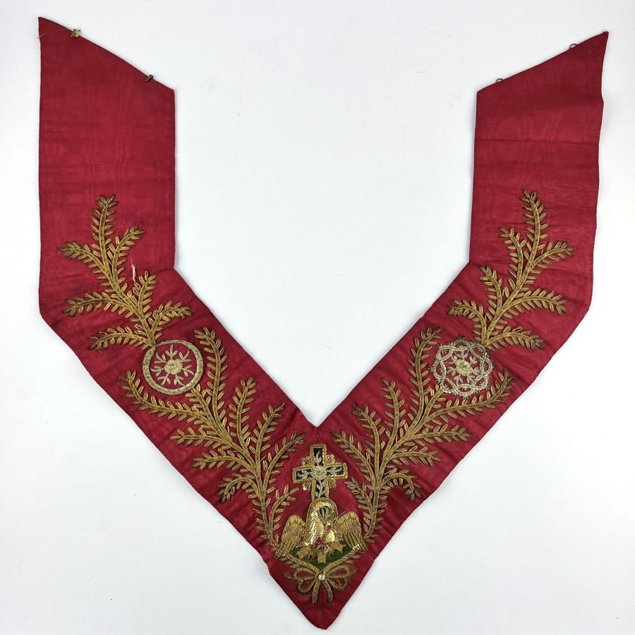 Indumentaria masónica Herminio Santos Arribio