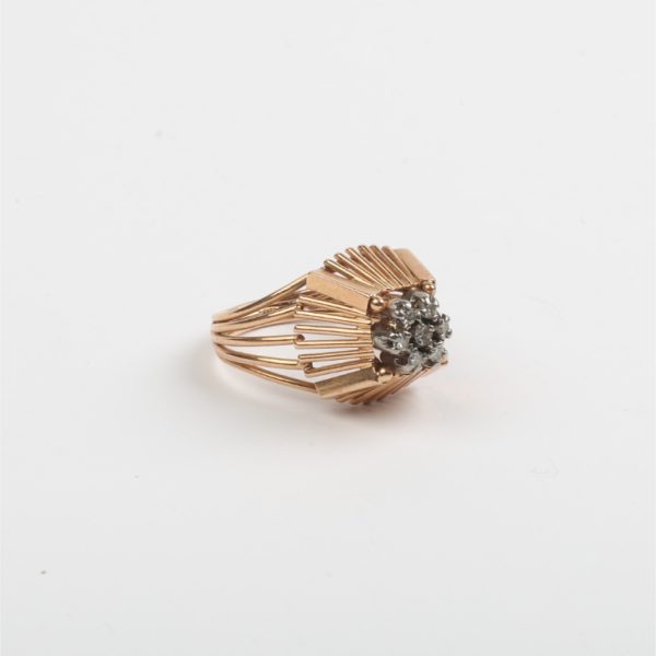 Anillo oro 18 K y brillantes