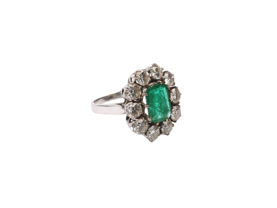 Anillo oro 18 K, esmeralda y brillantes