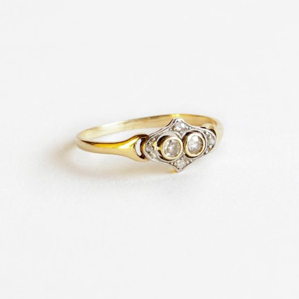 Anillo art decó oro 14 K, brillantes y diamantes