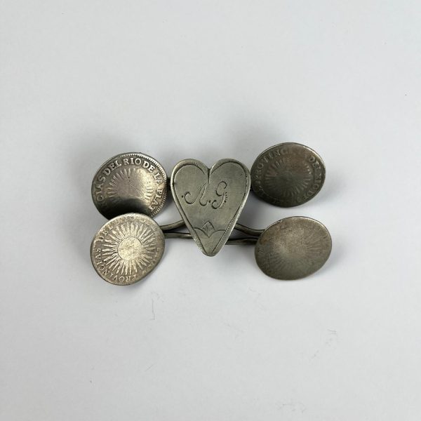 Pequeña rastra en plata