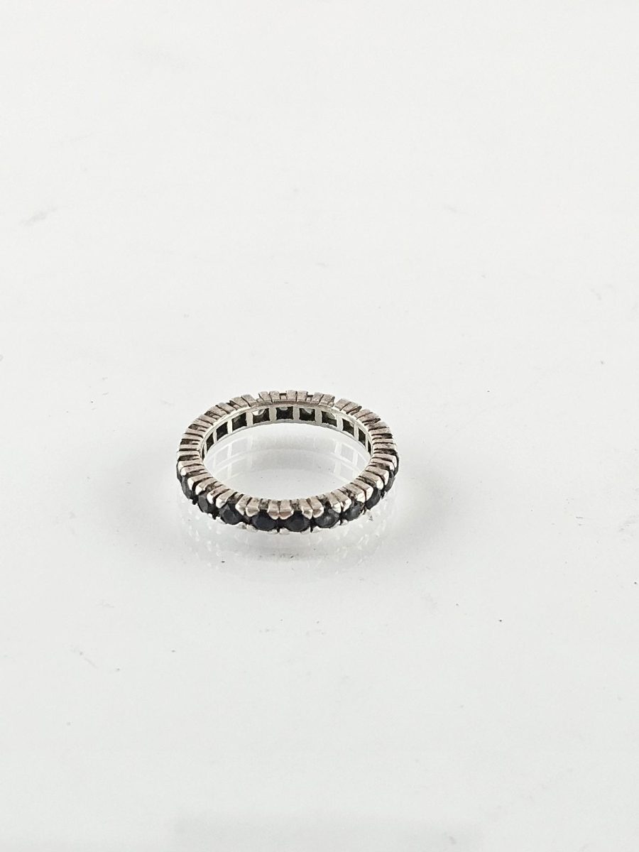 Anillo oro 18 K blanco y zafiros