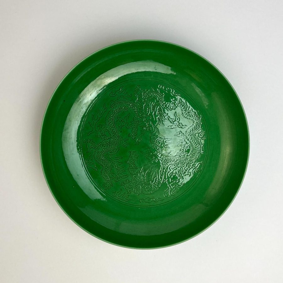 Plato chino en porcelana vidriada