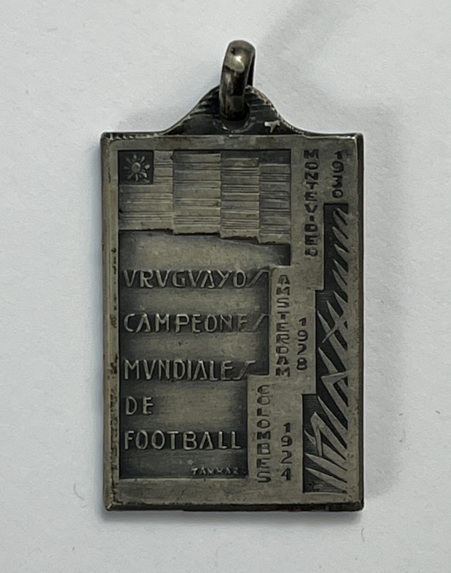 Medalla Uruguay 1924, 1938 y 1930 - Imagen 2