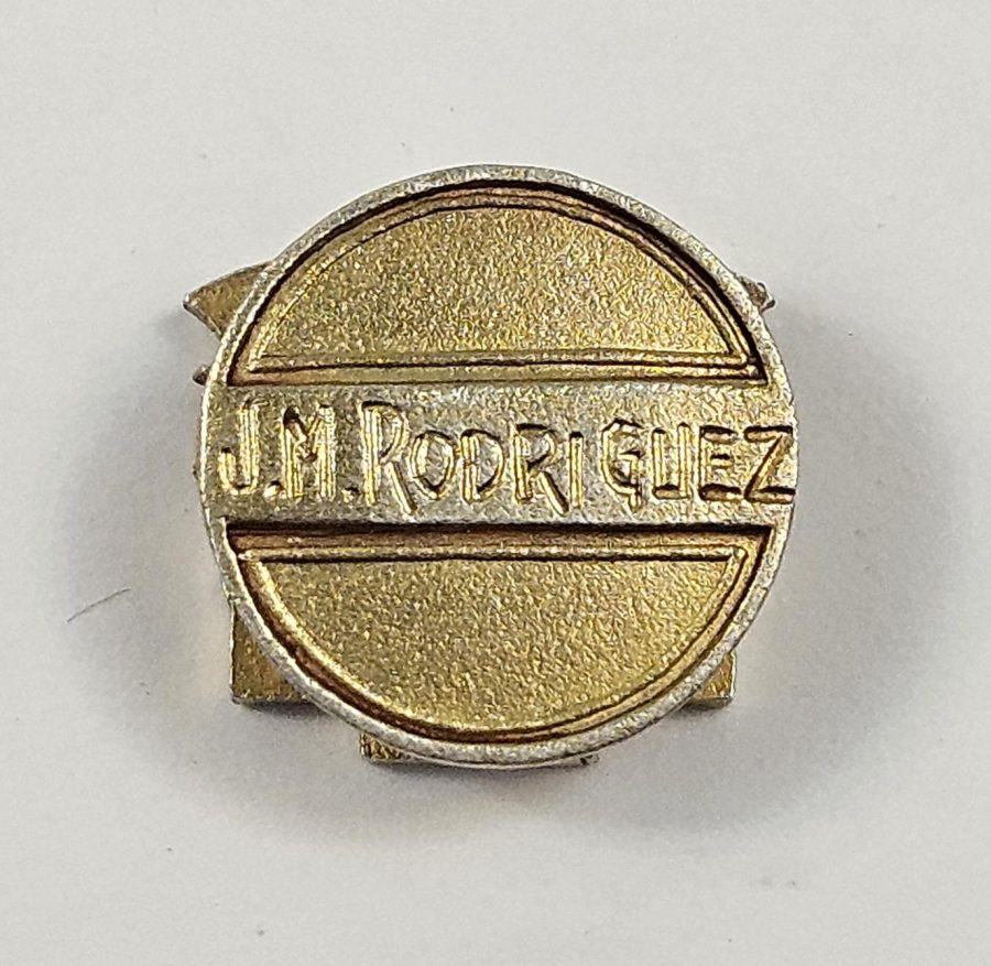 Medalla y pin solapero 1942 y 1954 - Imagen 3