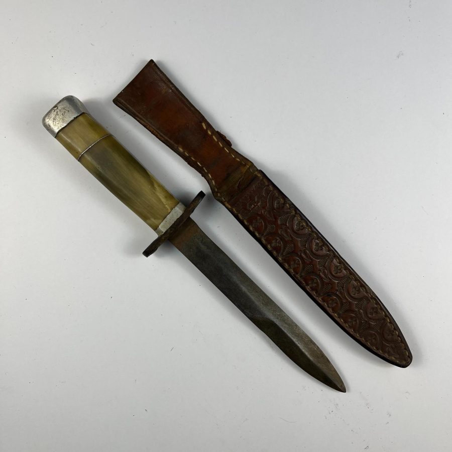 Cuchillo de caza