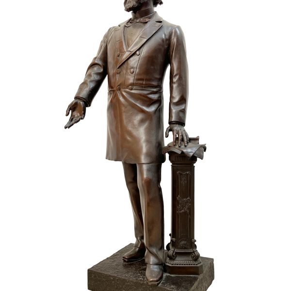 Escultura Juan Carlos Gómez por Juan Pilet