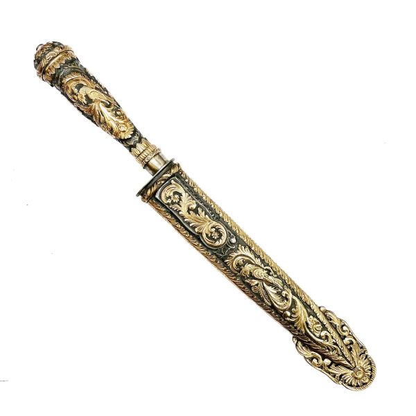 Cuchillo criollo en plata y oro