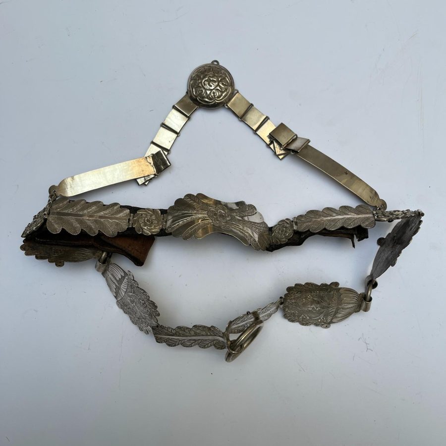 Fiador en plata