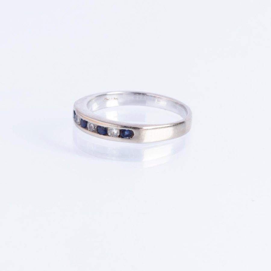 Anillo oro blanco, zafiros y diamantes - Imagen 2