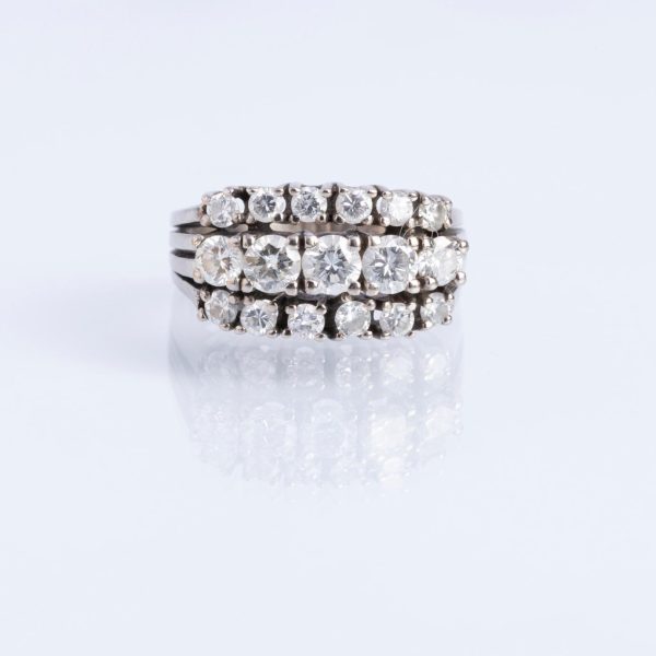 Anillo oro 14 K blanco  y diamantes