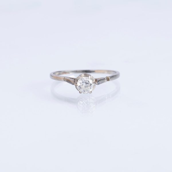 Anillo oro 18 K y diamante