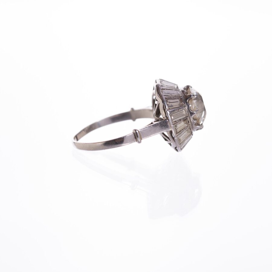 Anillo en oro 18 K con brillantes - Imagen 3