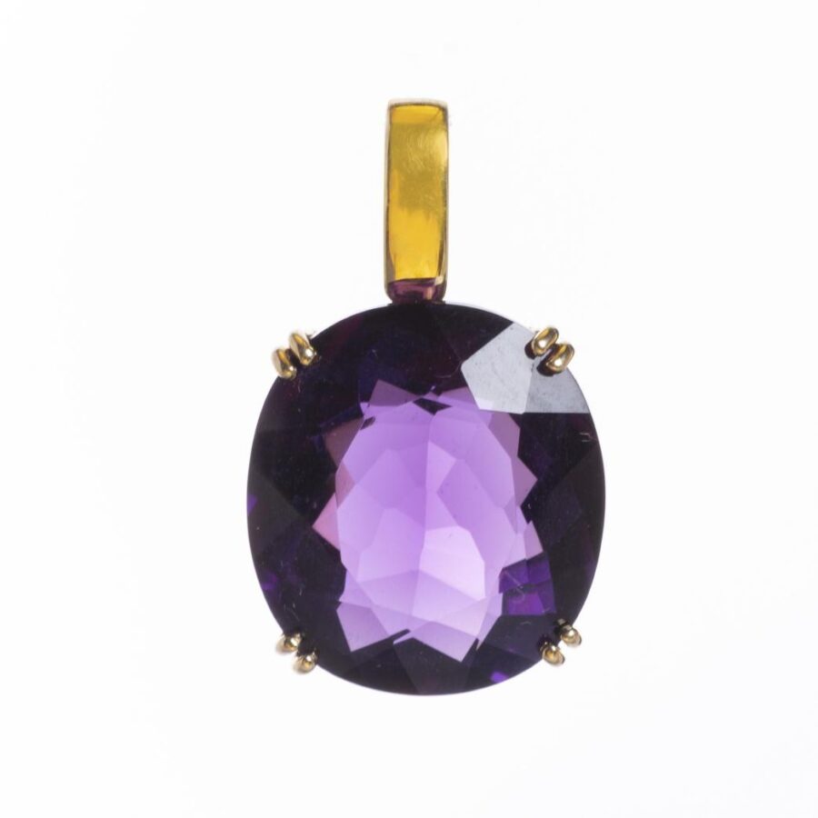 Colgante en oro 18 K con amatista