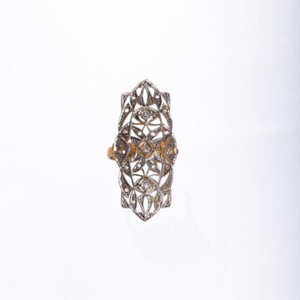 Anillo art decó en oro 18 K, diamantes y brillantes