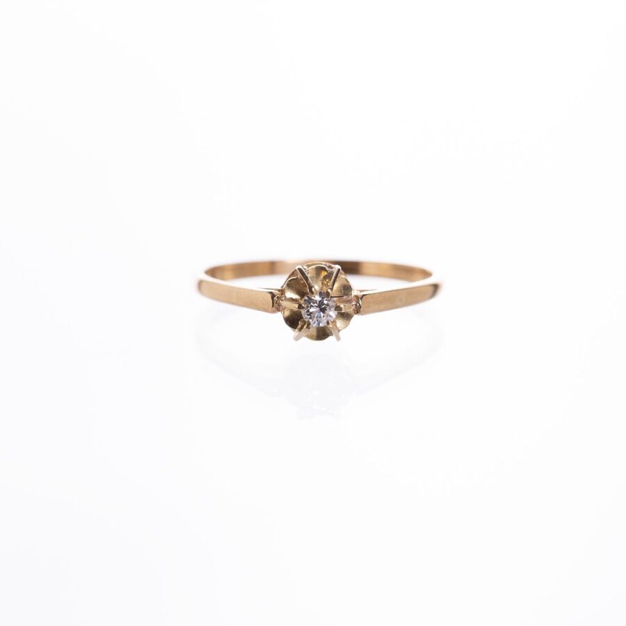 Anillo en oro 18 K con brillante