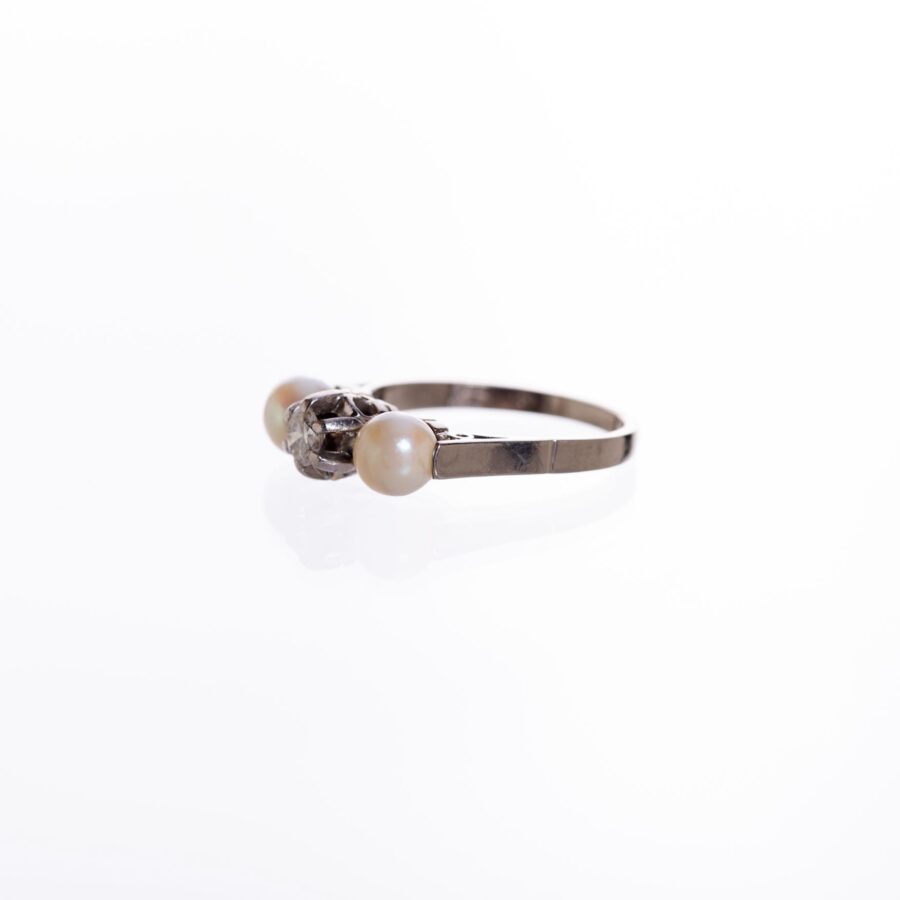 Anillo en oro 18 K con brillante y perlas - Imagen 2